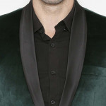 Men Green Solid Single-Breasted Velvet Blazer