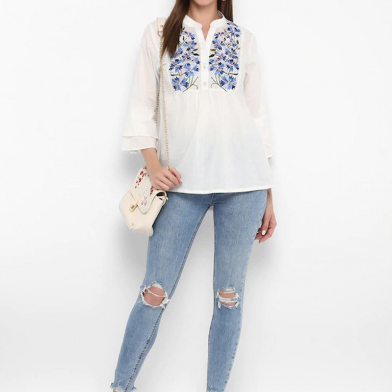 White and blue printed woven regular top